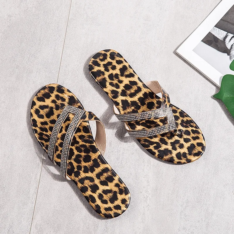 

Large Size 35-43 Sandals Women Flat Soft Leopard Pattern Rhinestone Casual Beach Slippers Summer Non-Slip Convenient Slides