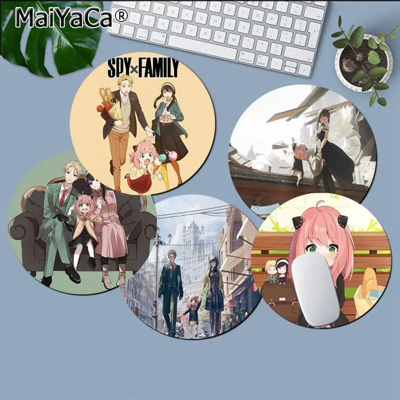 

Anime Spy X Family Non-slip Round Kawaii Cartoon Anime Gaming Mouse Pad Keyboard Mouse Mats Deskpad Girls For PC Gamer Mousemat