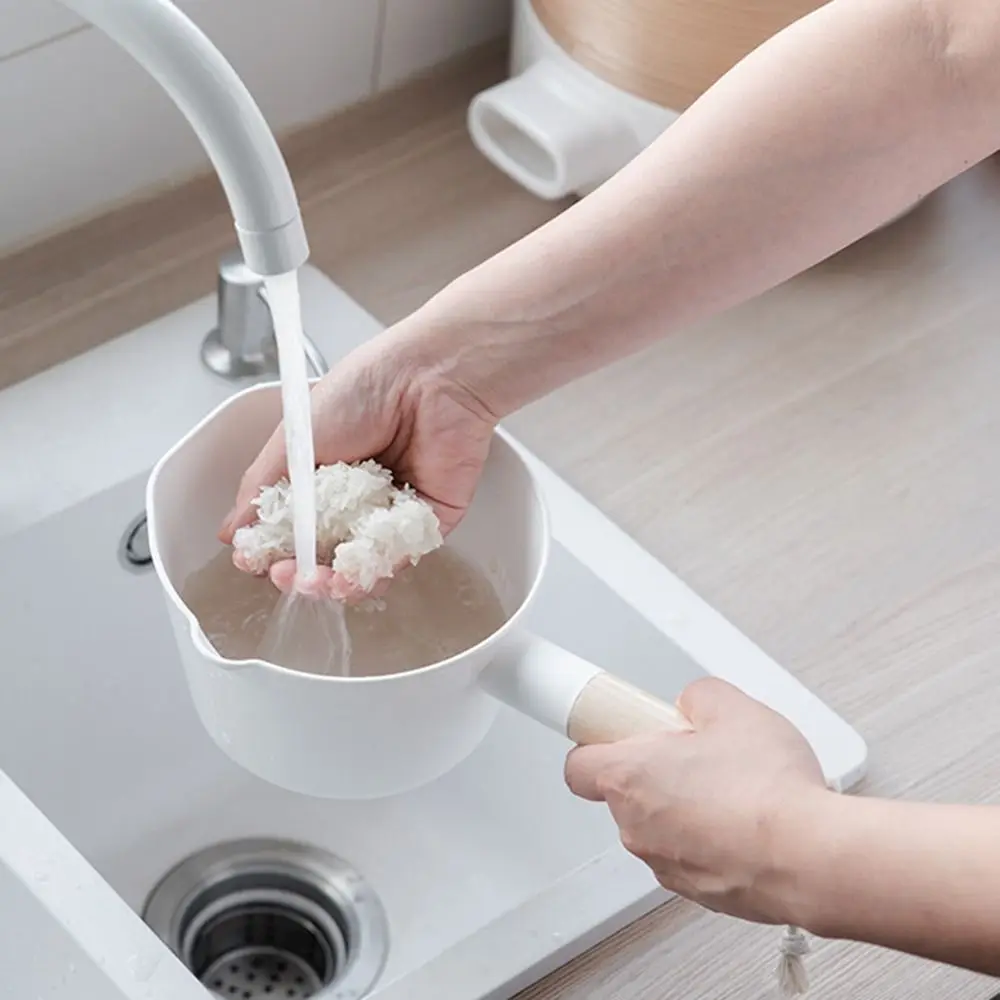 Long Wooden Handle Water Ladle Larger Capacity Hanging Lanyard Water Scoop Durable Thick Plastic Bathing Pitcher Kitchen
