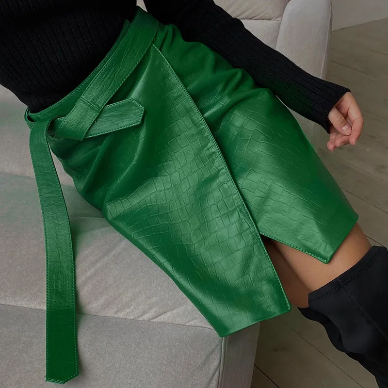 

Women's Leather Skirt 2023 New PU Leather Embossed Green Slit Design Package Hip Short Skirt Free Shipping