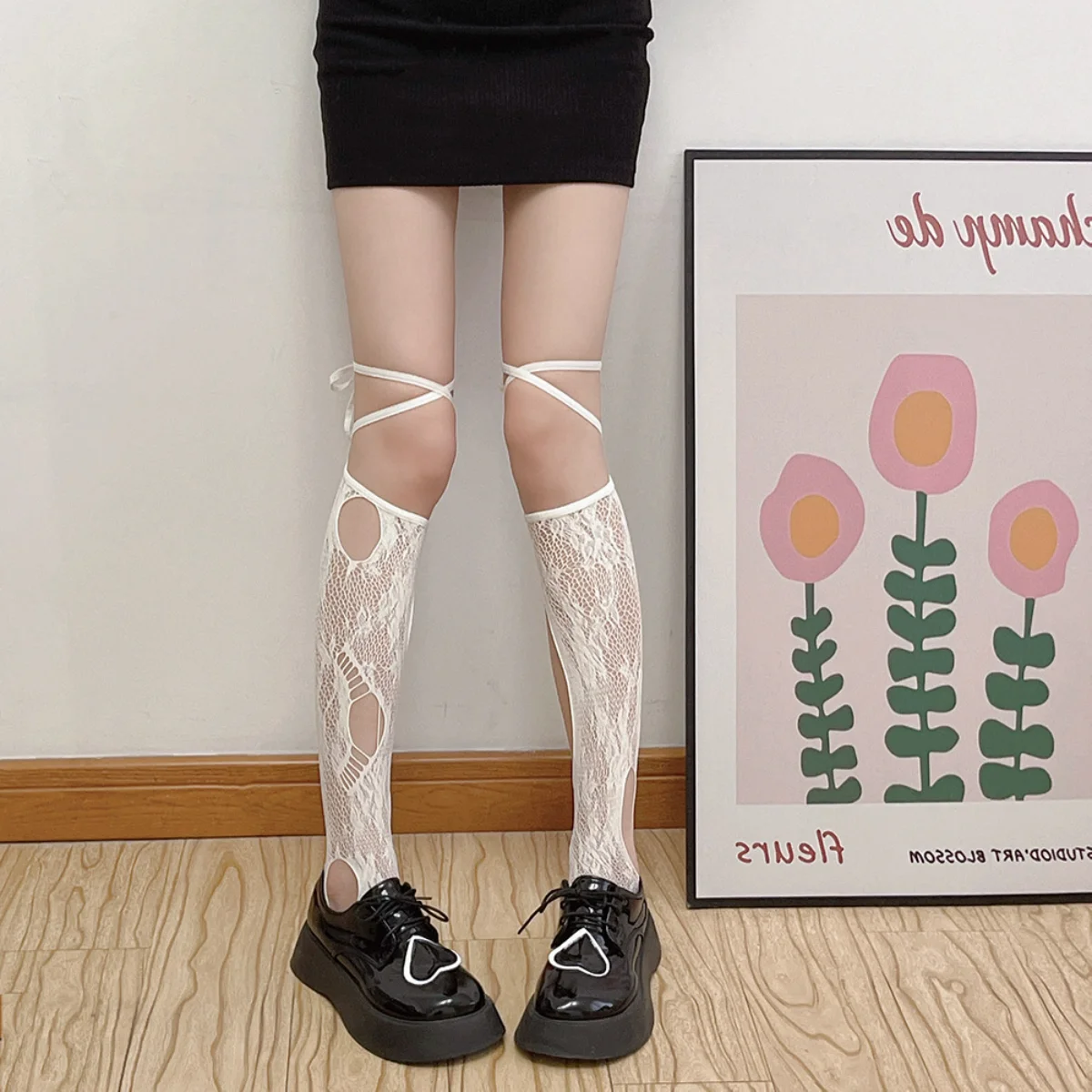 

Pure Desire Wind Fashion Hollowed Out Holes Lace-up Lace Mesh Small Legs Black and White Mid-tube Socks Over The Knee Jk Female