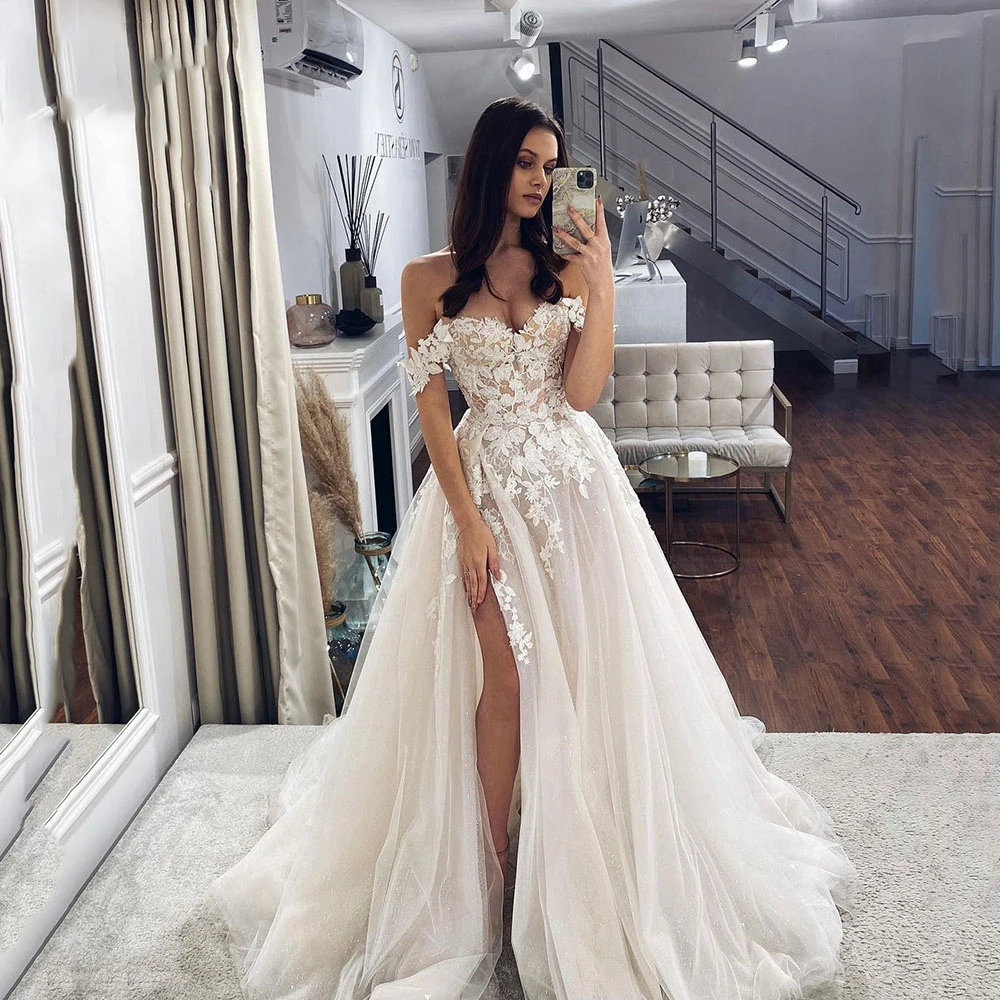 

Sexy Ladies Off Shoulder Lace Appliqué Beach Wedding Dress Boho Side High Slit Bridal Gowns Sleeveless Robe De Mariée 2023 Noiva