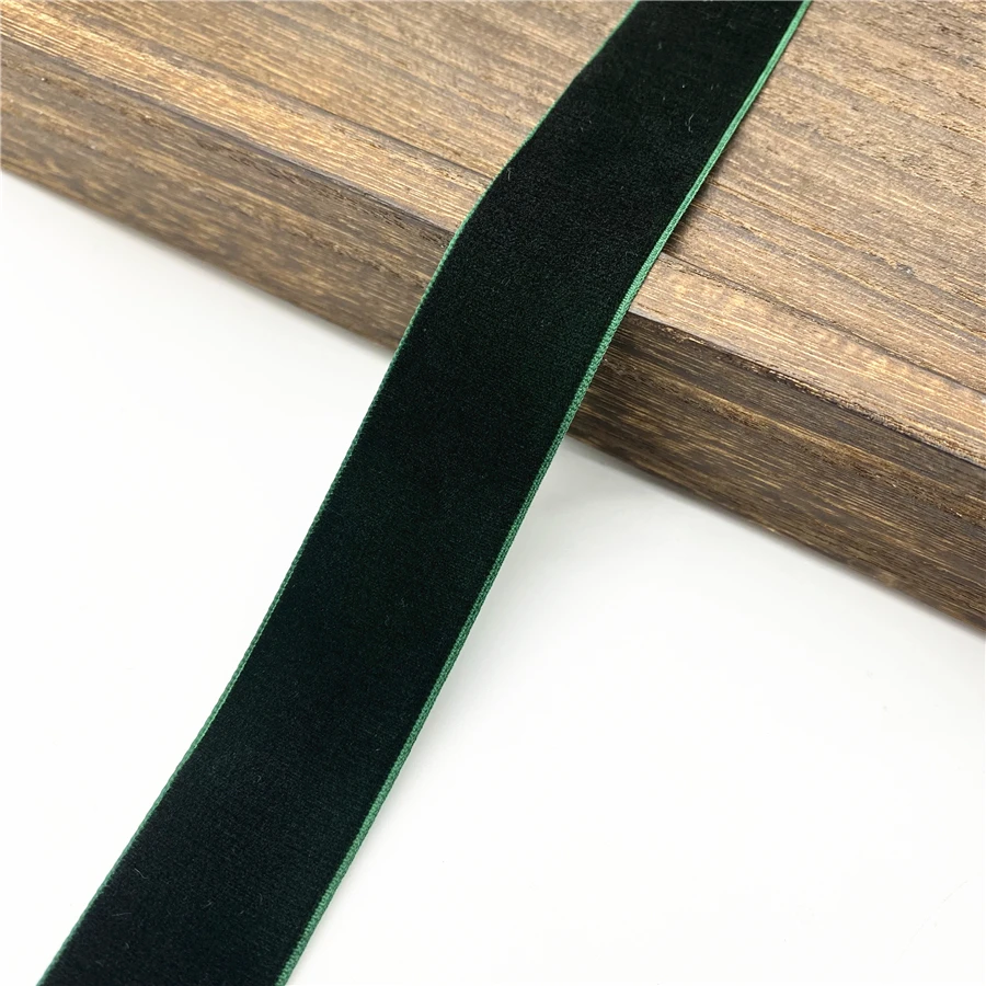 Dark Green Velvet Ribbon for Gift Packaging and DIY Crafts