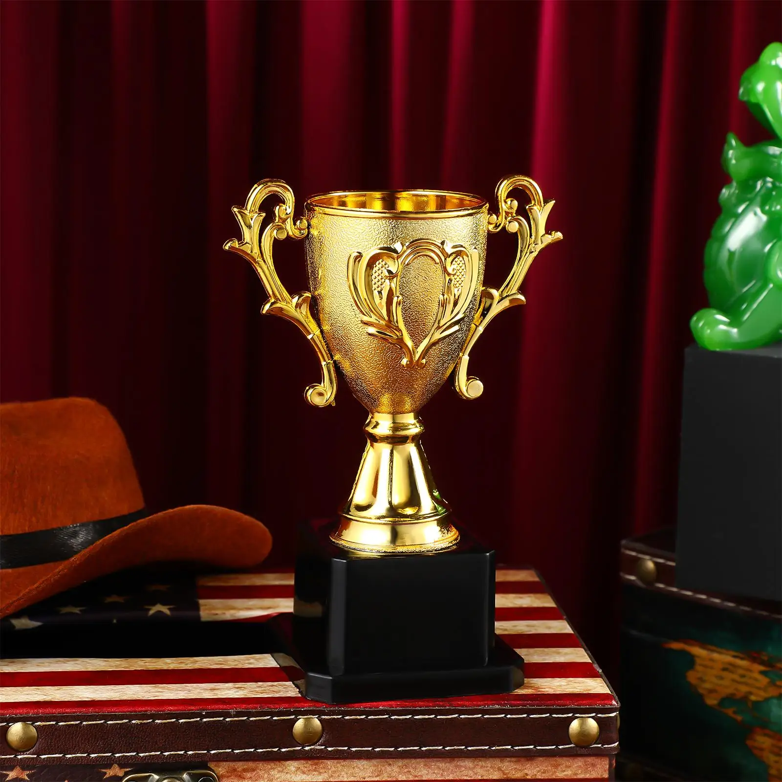 Plastic Trophy Toys for Kids Award Sports Cup for Kindergarten Primary School Girls Boys