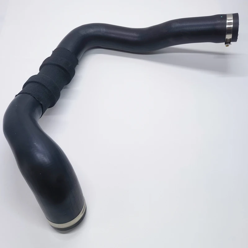 FOR LAND ROVER RANGE ROVER EVOQUE DISCOVERY SPORT 224DT 2.2T Diesel Hose Intercooler To Throttle OEM LR024304 LR066436