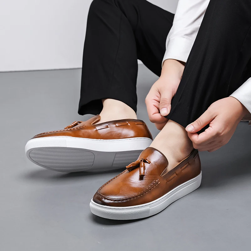 Brand High Quality Tassels Men's Shoes Handmade Leather Footwear Casual Business Flats Outdoor Soft Soled Travel Slip-on Shoes