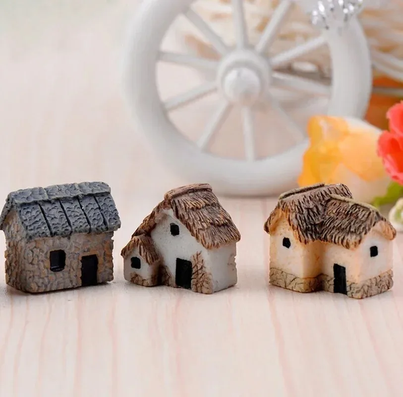 4Pcs Mini Doll House Resin Craft Creative Design Fairy Garden Figurine Decorative Cartoon Animal Building Statue Garden Ornament