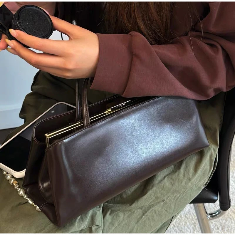 Long Clutch Bag With Adjustable Shoulder Strap Luxury Design Clip Handbag Purses For Ladies Exquisite Multi-layered Evening Bag 4