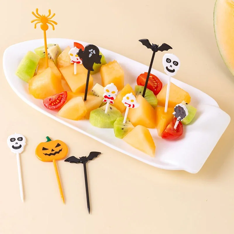 10pcs Random Halloween Fruit Fork Cartoon Children Cake Dessert Pick Toothpick Lunch Pick Food Fork Bento Party Decoration