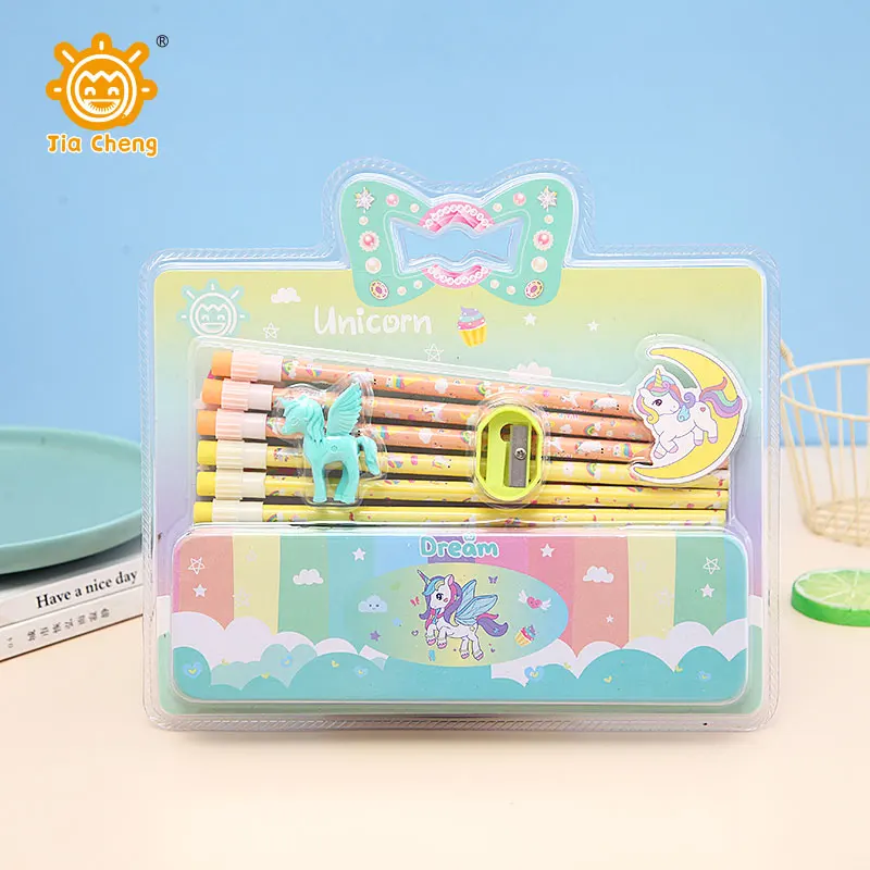 Рисунок 2 - Набор канцелярских принадлежностей