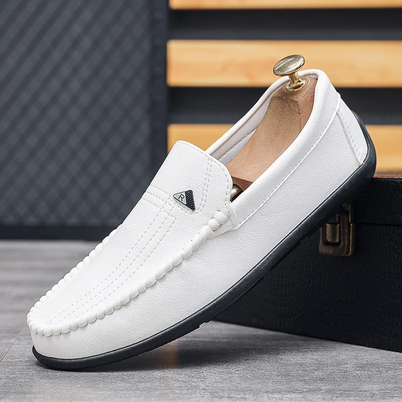 

2024 Stylish Men Casual Moccasins Loafers Comfortable Popular Mens Daily Business Office Shoes Flats Youth Driver Driving Shoes