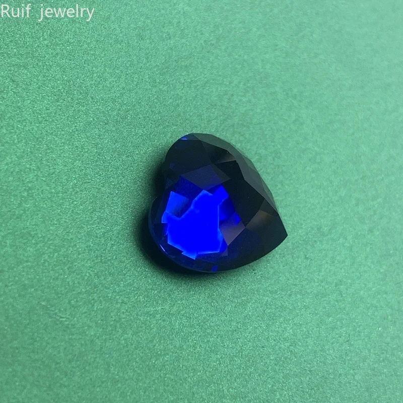 Ruif 독특한 고품질 하트, 고급 보석 제작용, 실험실 성장 사파이어 원석, 15x15mm, 17.5ct