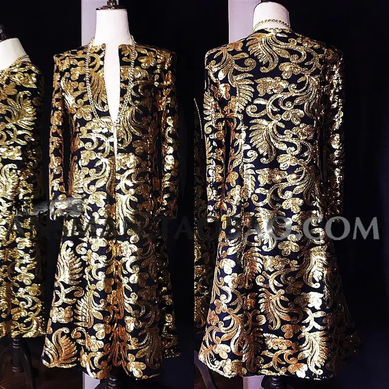 2023 New Fashion European and American Male Singer DJ Personality Gold Totem Embroidery Long Coat Performance Dress