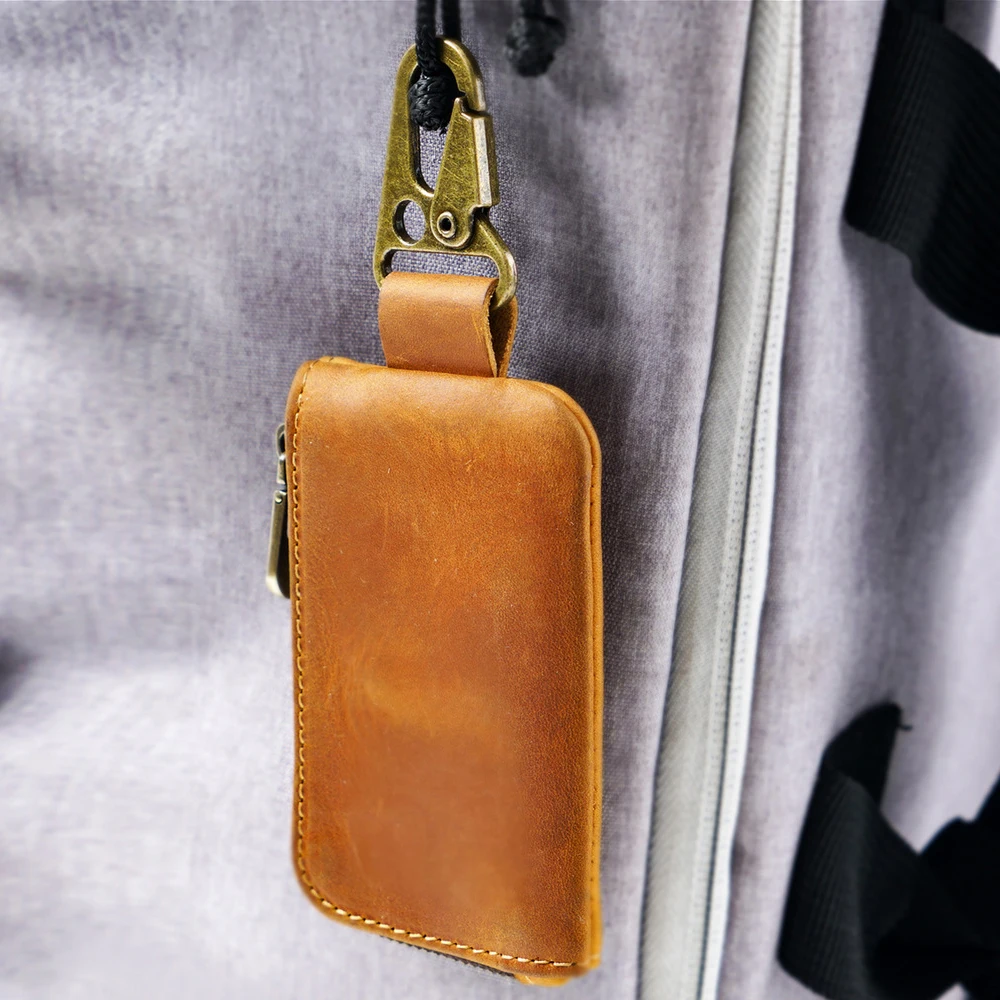 Versatile Leather Coin Purse with Keychain & Carabiner Hook