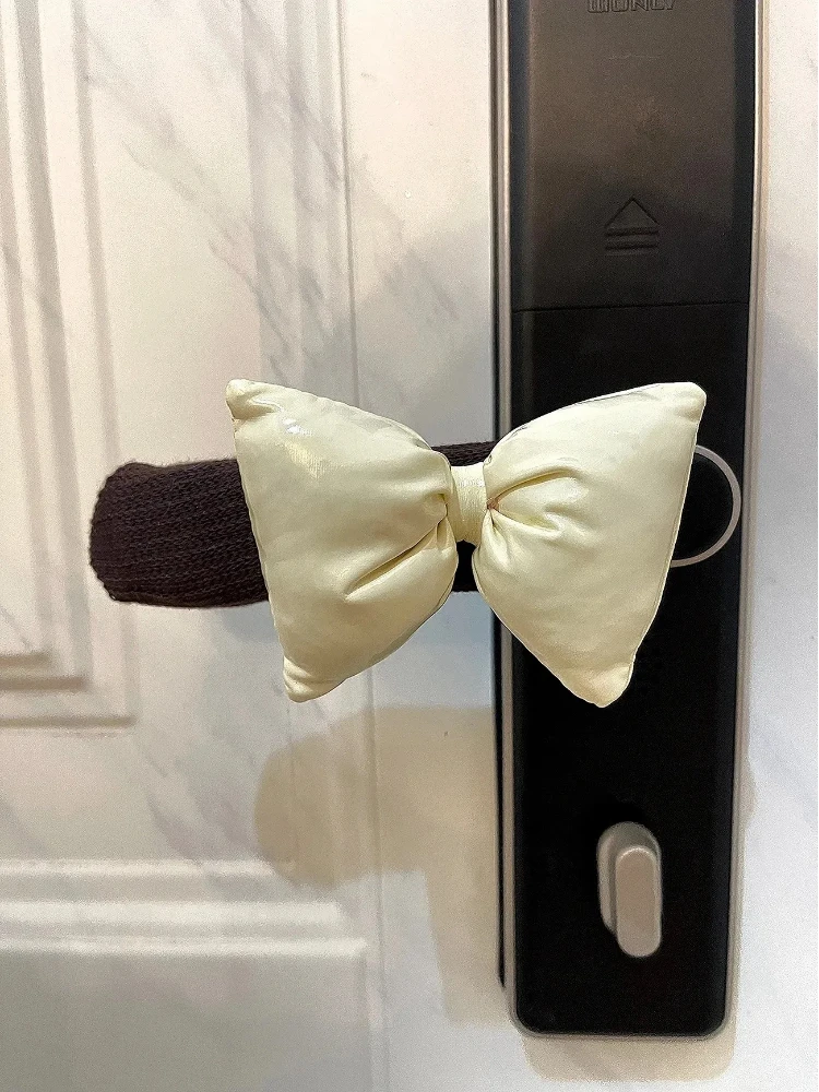 2PCS Lovely Door Handle Cover Bedroom Door Knob Covers Pull Gloves Girl Room Knitted Warmth Crash Pad Christmas Decoration