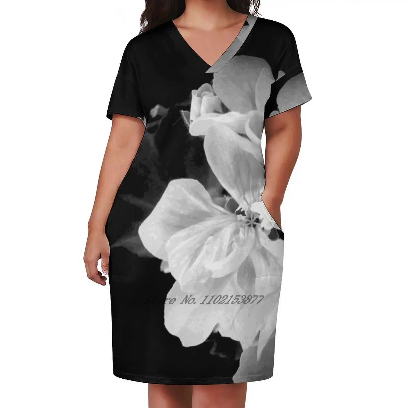 

Beautiful Black And White Geranium Flower Close - Up Loose Pocket Dress Summer Sexy V Neck Dress Print Short Sleeve Dress