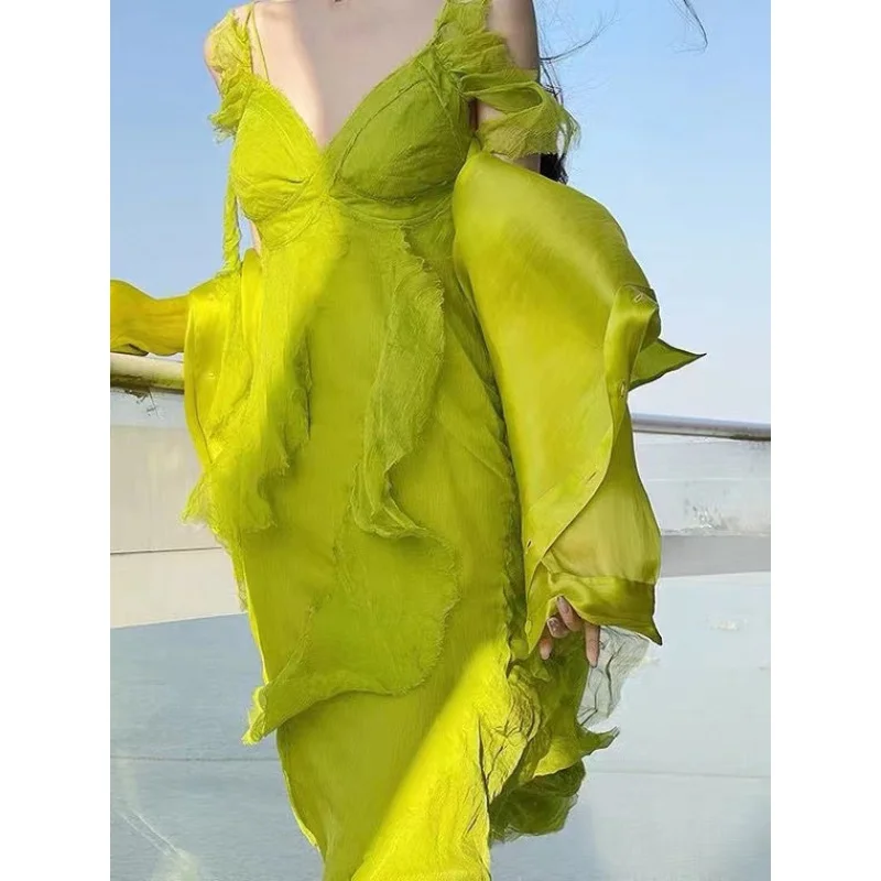 

2024New Spring Fairy Lady Super Fairy Mori Temperament Western Style Green Shirt Strap Dress Special-Interest Design s