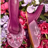 Femme sandales 2025 été mode Sexy évider Style étrange femme chaussures cristal fleur décoration talon haut dames pantoufles 4