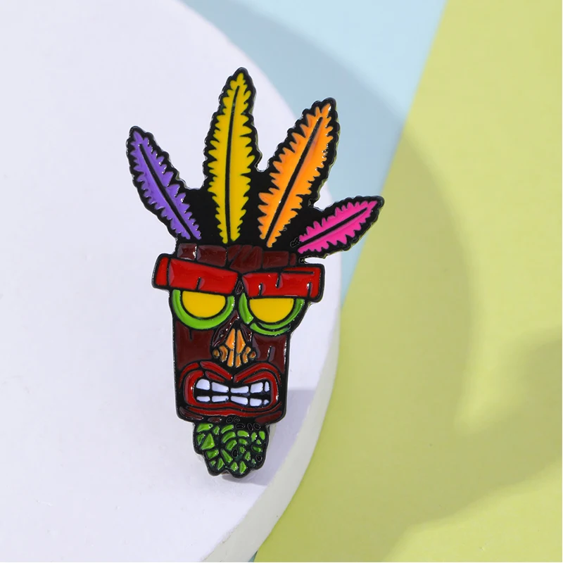 Enamel Pins Metal Brooch Metal Pins Lapel Pins Cartoon Pins Fashion Brooches Medal Badge Anime Crash Bandicoot Mask Badge Game Character Brooch Bag Clothing Pin Accessories Gifts for Friends
