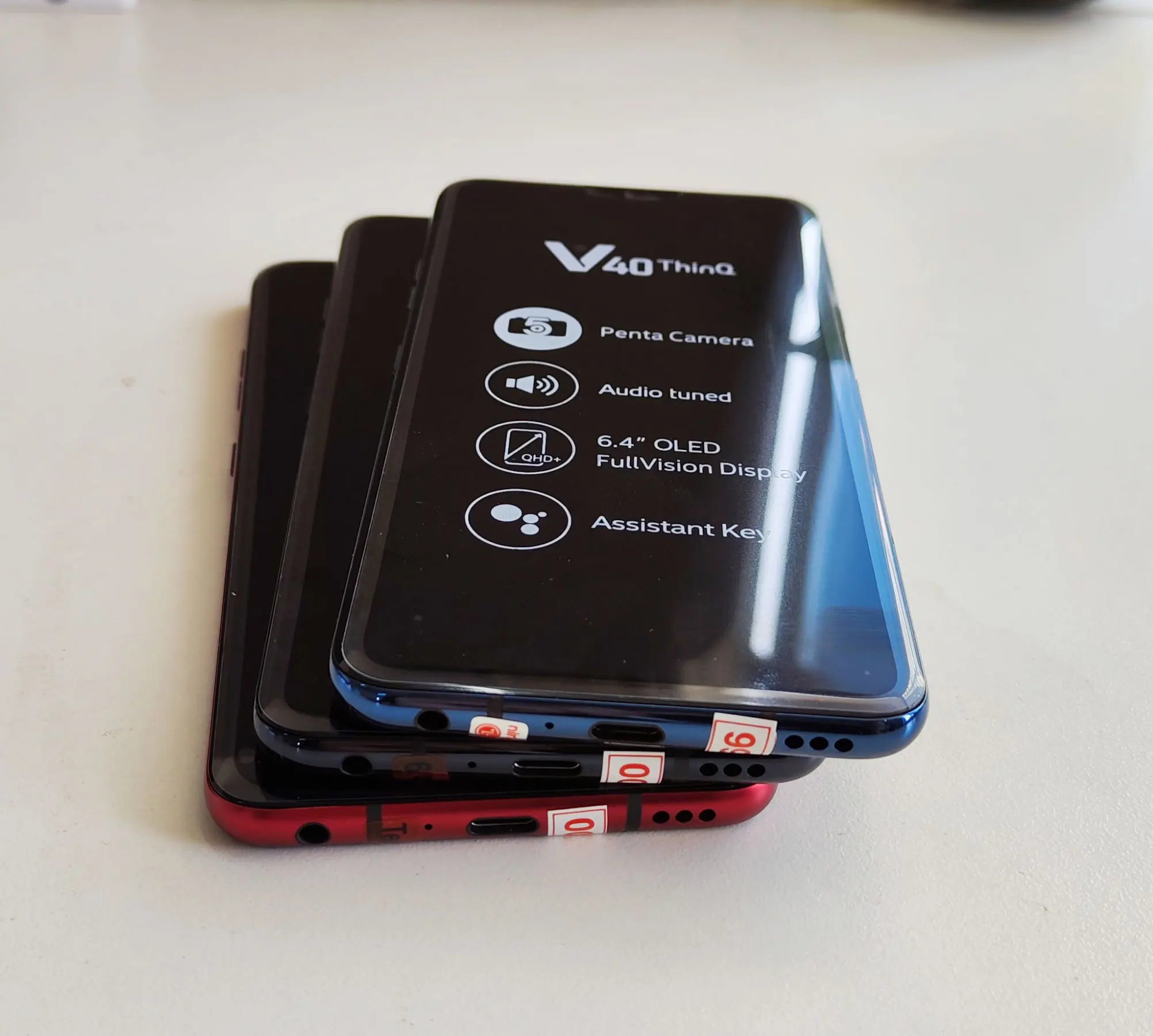 Unlocked Dual Sim LG V40 ThinQ 6.4" V405EBW 6GB+128GB/64GB V405EAW Qualcomm 845 (NO Polish/Hebrew Language) giffgaff refurbished phones