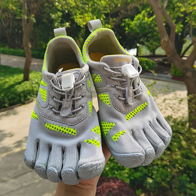 High Quality Women FiveFingers Casual Sneakers Men Safety Walking Shoes Men's Climbing Shoes Designer Unisex Split Toe Shoes 3