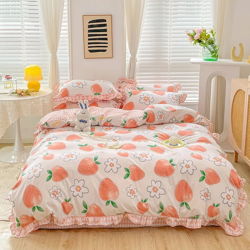 

Thickened Brushed Four- Korean-Style Lace Quilt Cover Skirt Bed Sheet Three-Piece Bedding Set