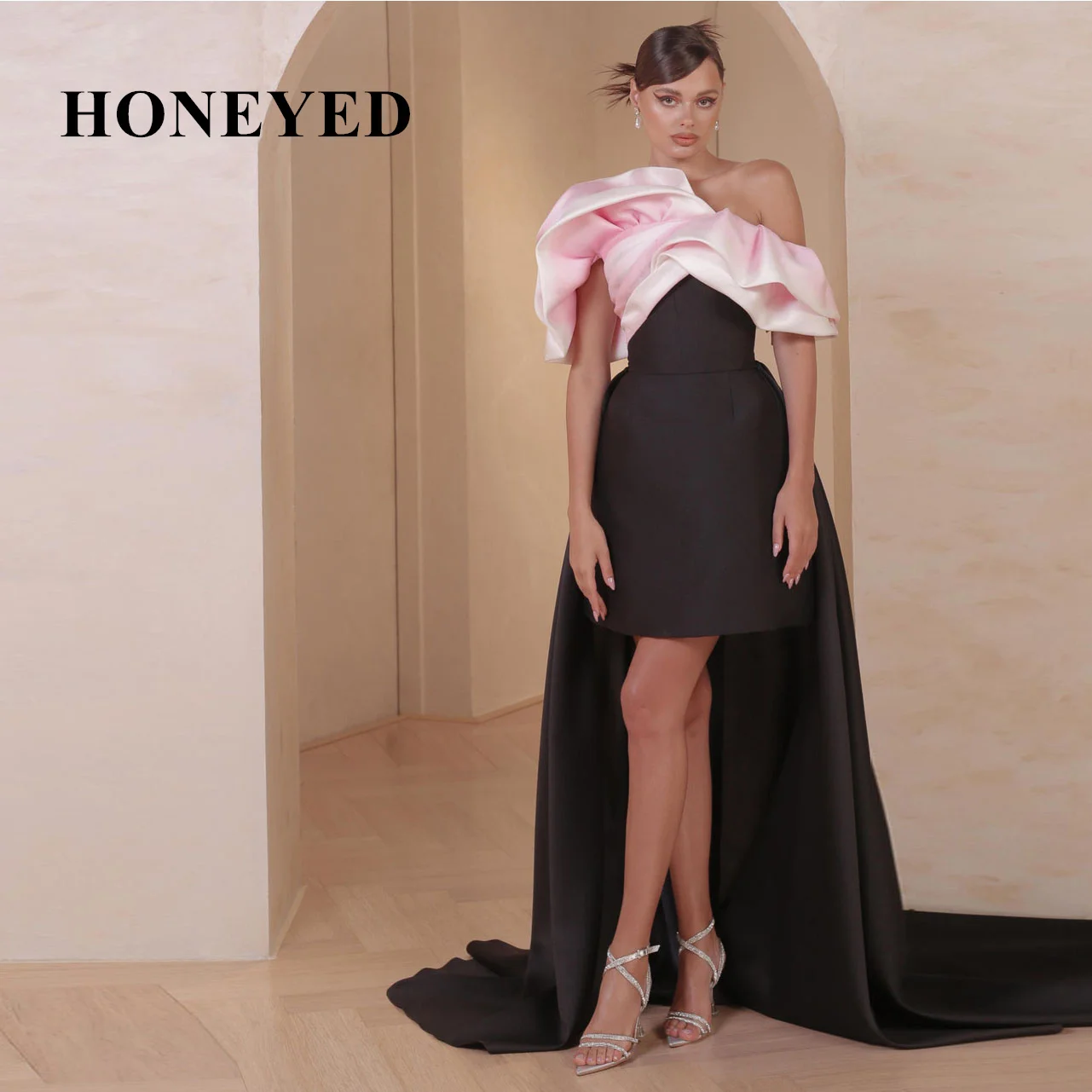 

Honeyed 2023 FashionOff the Shoulder Pink And Black Short Prom DressesWith DetachableTrain Ruffles RuchedSatinTop 2 Pieces Gowns
