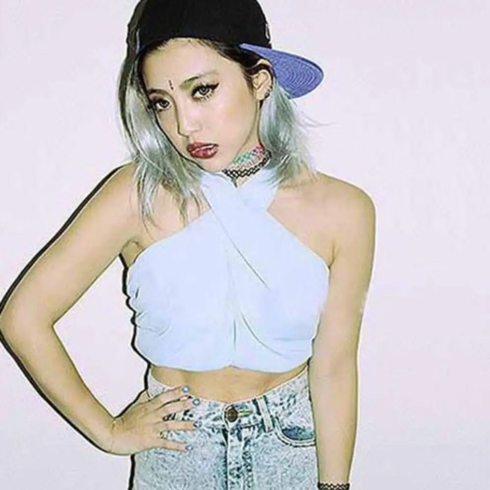 Choker Necklace Image 4