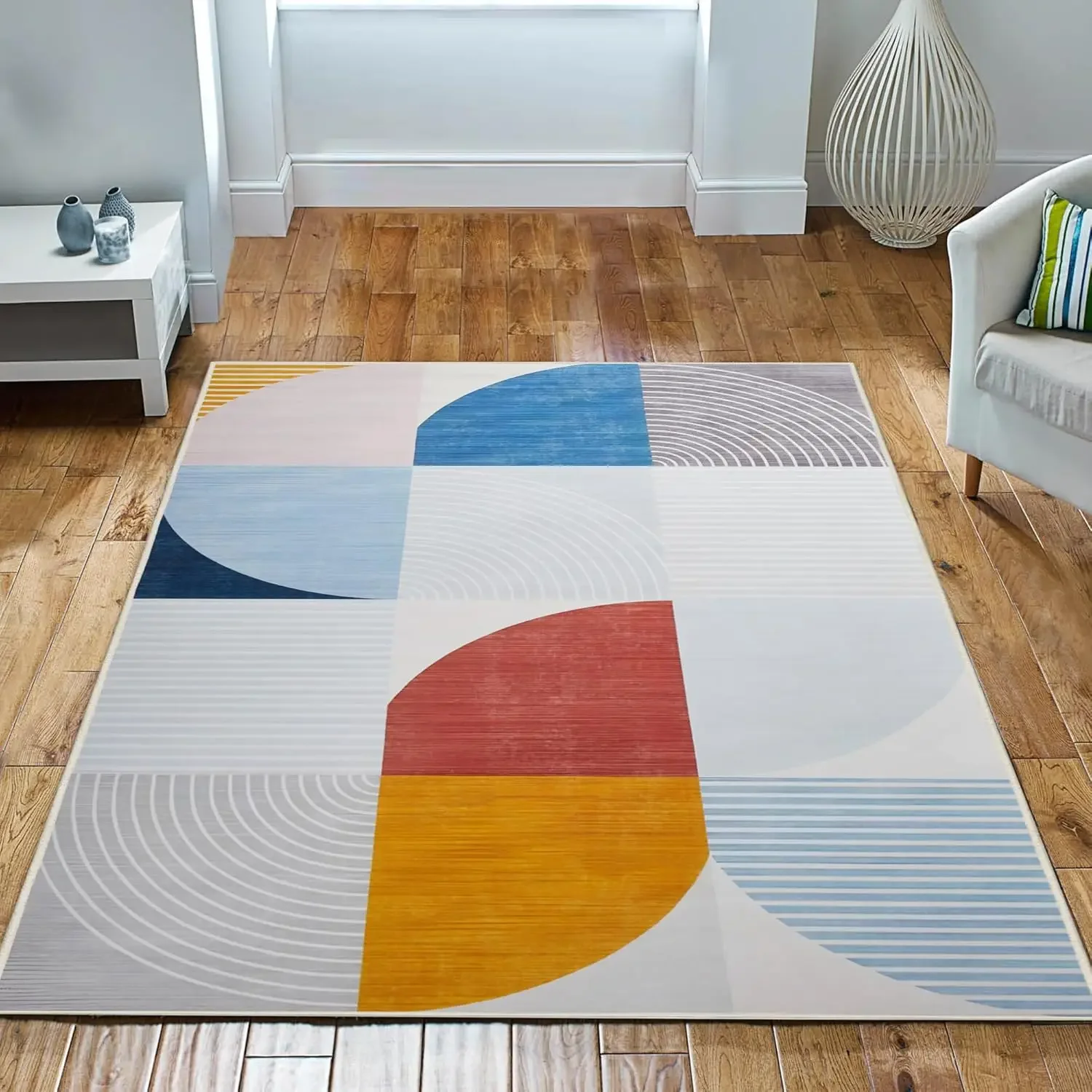 سجادة هندسية بسيطة من VIKAMA Nordic، مقاومة للانزل...