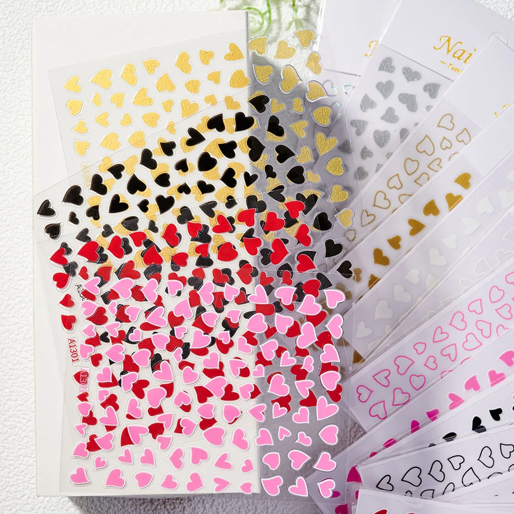 

1pcs 3D Nail Art Sticker Decals Gold Pink Hollow Heart Love Pattern Adhesive Sticker Wraps Tip Decoration Manicure Nails Design