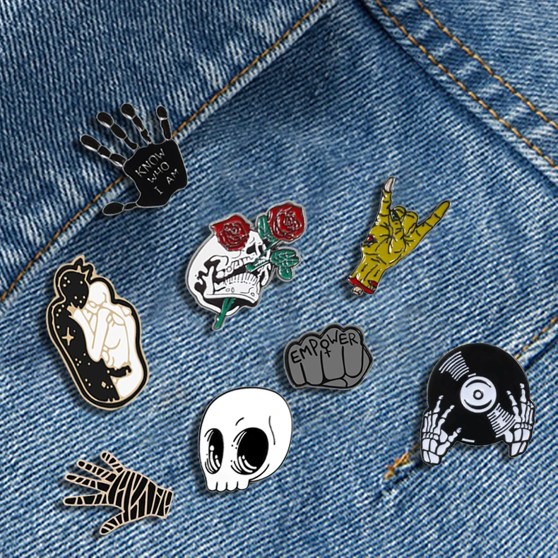 

Punk style brooch magic wizard cranio vampire rose button pin denim jackets brooches badge gifts gothic jewelry dropshipping