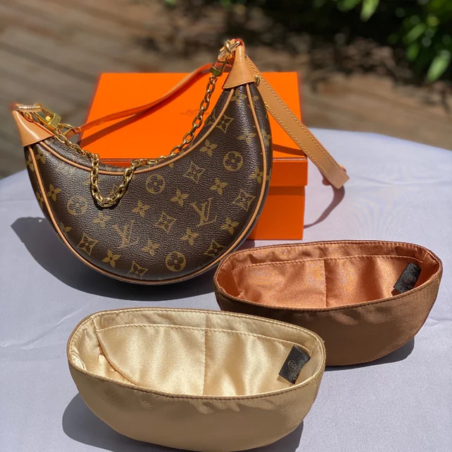 louis vuitton loop hobo organizer