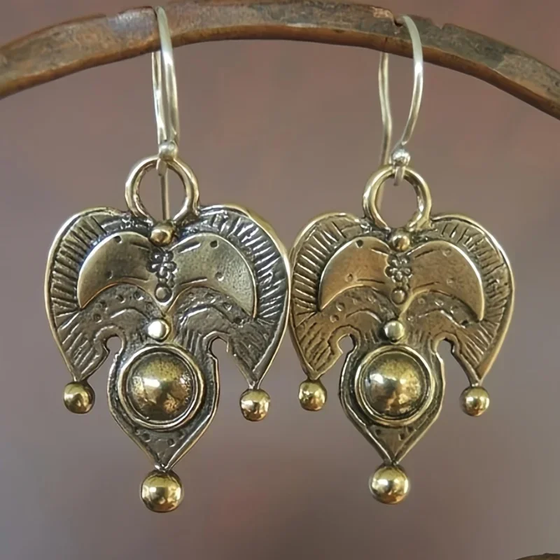 

Vintage Leaf Shape Carved Pattern Dangle Earrings Retro Bohemian Style Silver Plated Jewelry Holiday Earrings
