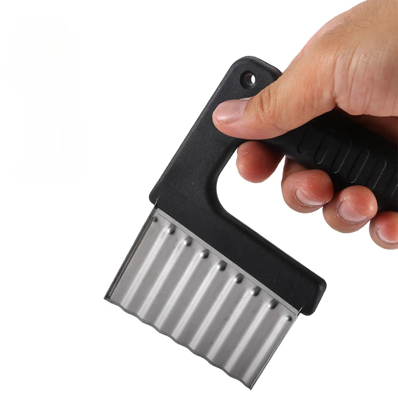 Hand-held Stainless Steel Potato Slicer Household Portable Potato Wave Cutter with Handle Kitchen Gadgets Creative Chip Cutter