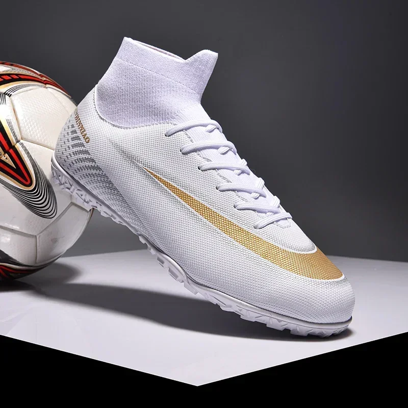 Men Soccer Shoes Futsal Grass Training Sport Match Football Boots Ultralight football shoes