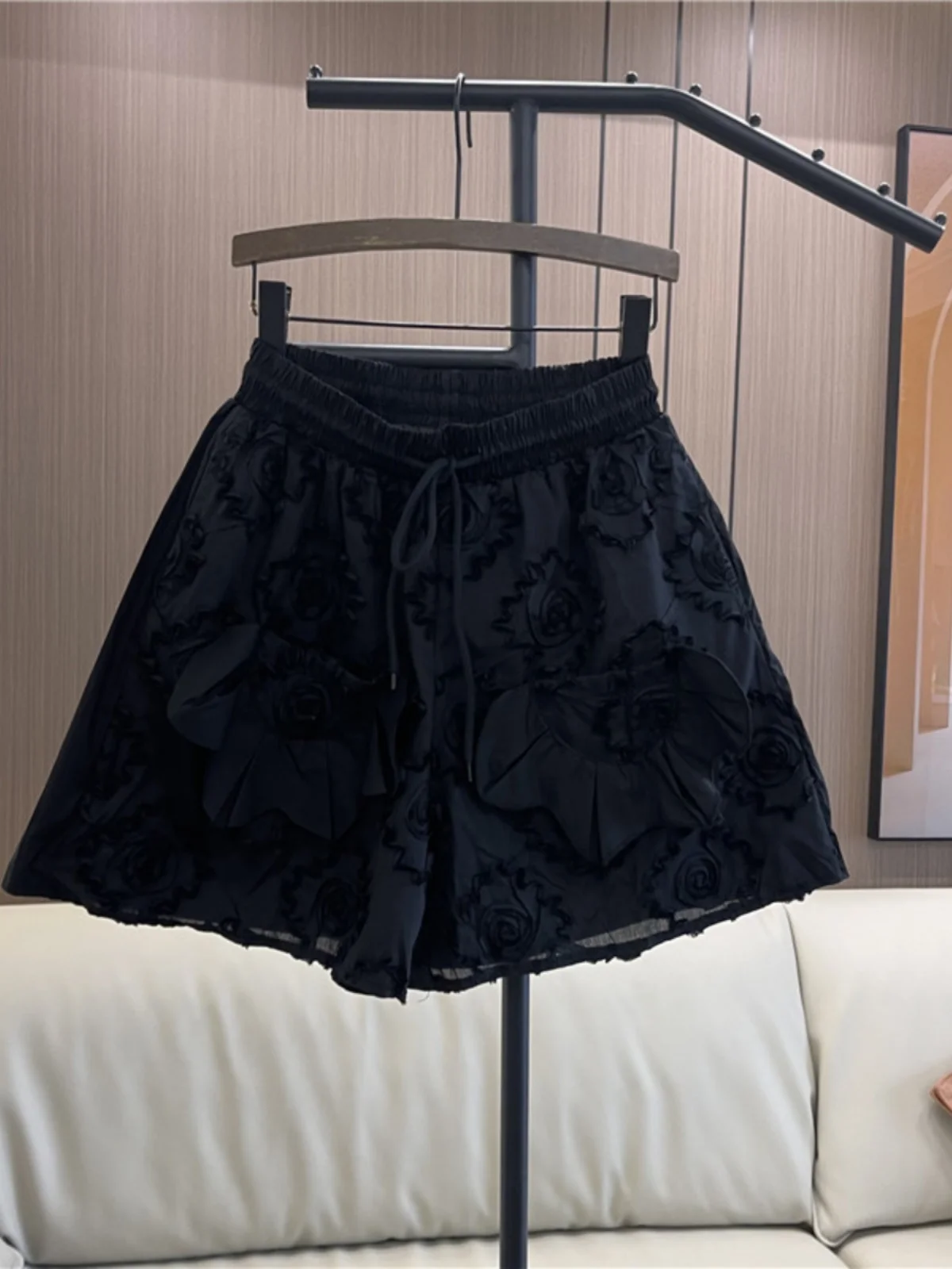 Personalized Three-Dimensional Flower Pocket Shorts For Women 2024 Summer New Elastic Waist Loose Oversized Thin Casual Pants