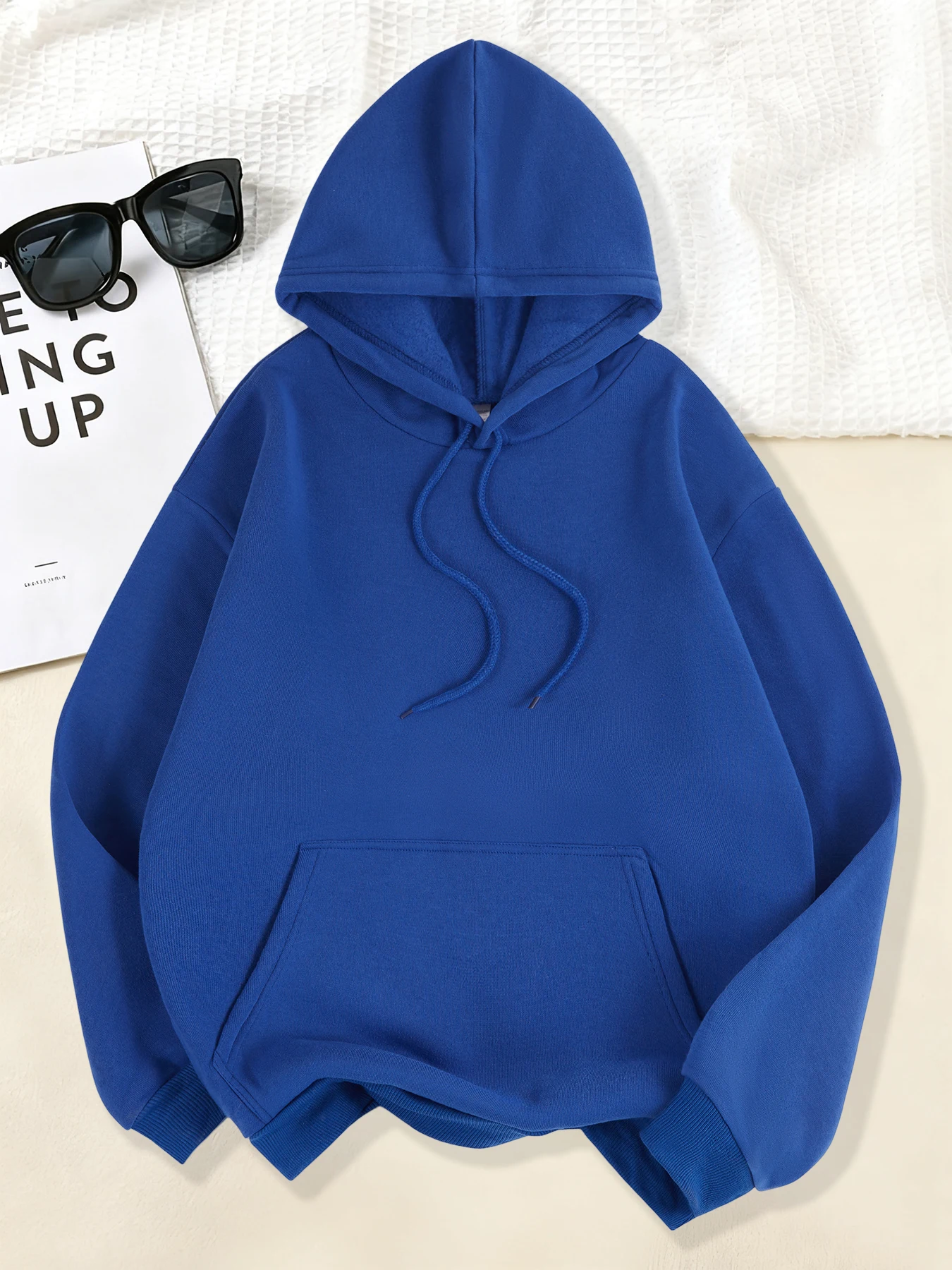 بلوفرات الخريف والشتاء المرأة البلوز مريح الصلبة هوديي الصوف ملابس عصرية الشارع لينة ملابس رياضية ملابس علوية دافئة غير رسمية