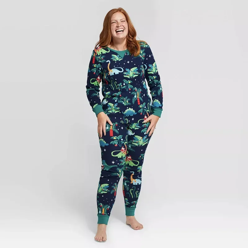 thumbnail image 4 of Conjunto de pijamas navideños familiares nuevos de 2024, conjuntos a juego para mamá, papá, niños, bebés y perros, ropa de dormir suave y cálida con estampado de dinosaurios, look familiar de Xams, 4 of 5