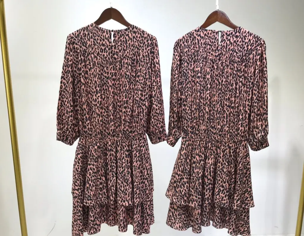 

Women's Leopard Print Round Neck Long Sleeved Midi Dress