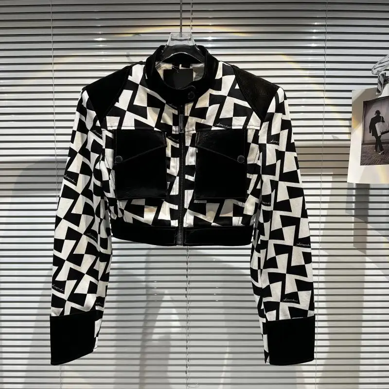 

2023 New Spring Fashion Lady Short Jackets Black White Plaid Shoulder Pad Long Sleeve Jacket Patchwork Leather Stand Collar Coat