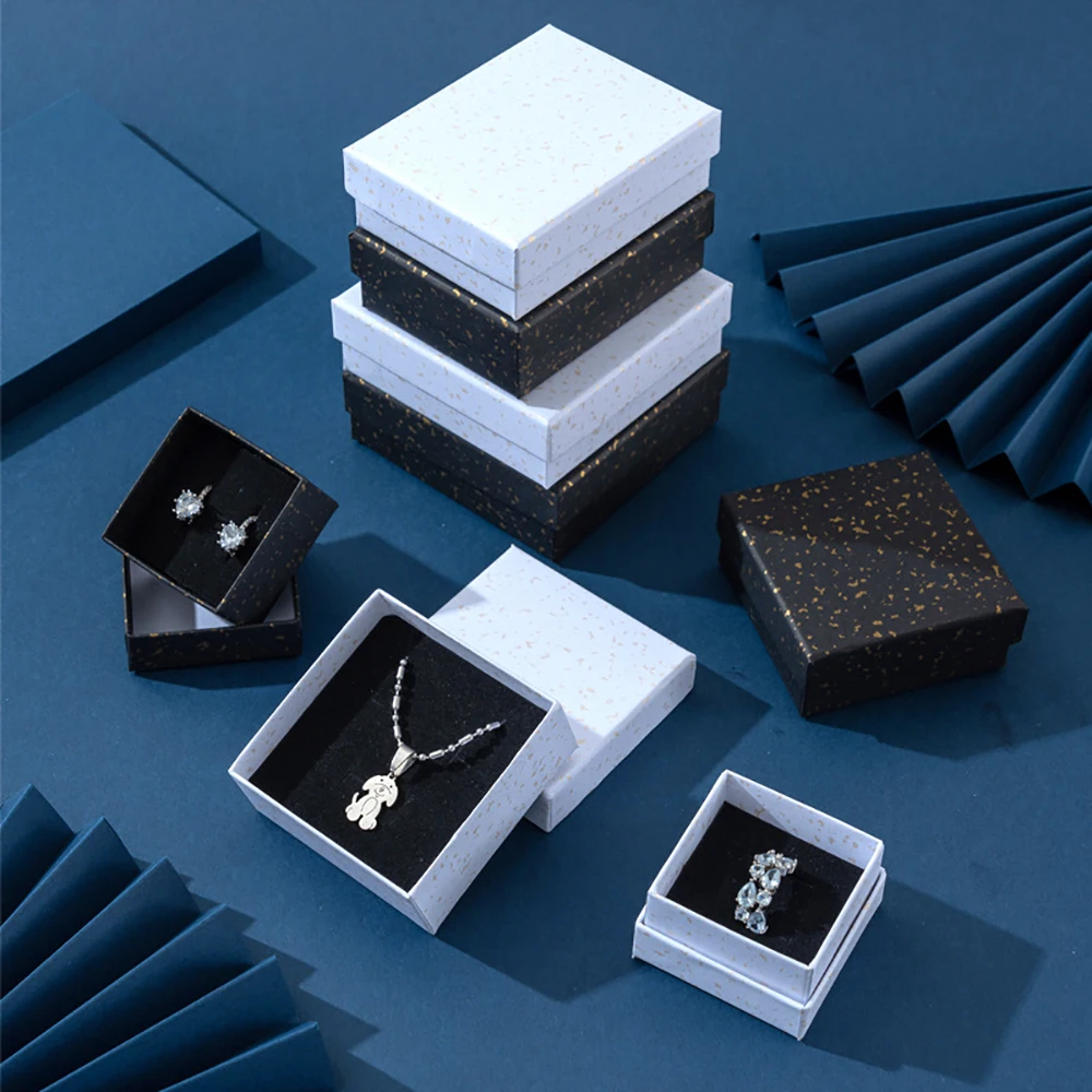 24Pcs Jewelry Organizer Box White Black Kraft Paper Display Gift Boxes Engagement Ring for Earring Necklace Bracelet Accessories