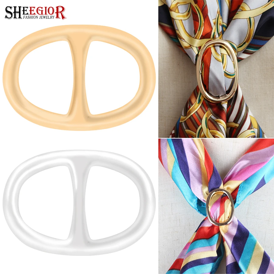 

Simplicity Fashion Silk Scarf Buckle Ring Clip Brooches for Women Accessories T-shirt Tie Clips Clothing Ring Round Circle Clips