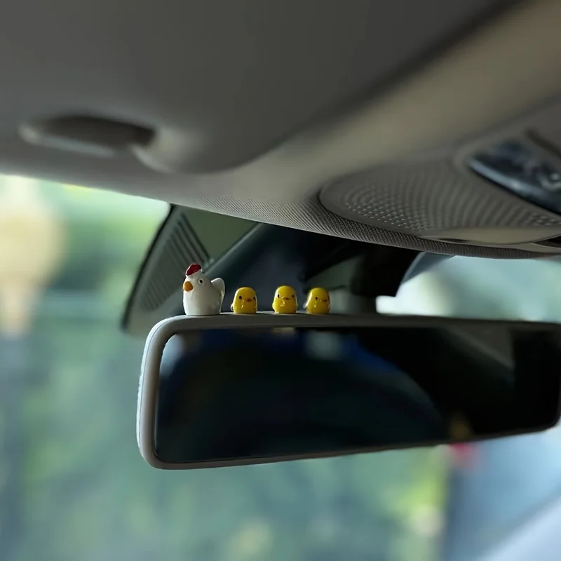 Description Picture 2 of item5pcs/set Cute Mini Chicken Car Ornaments, Car Center Console, Rearview Mirror Decoration, Car Dashboard Decoration,