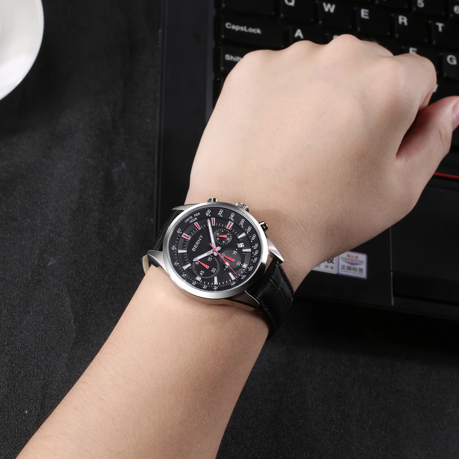 BERNY Herrenuhr, Uhren, Multifunktions-Chronograph, Quarzuhr, Kalender, Datum, leuchtend, modisch, cooler Mann, Sport-Armbanduhr – Detail 5