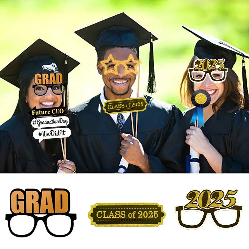 28pcs Paper Photo Booth Props Class of Graduation Party Decorations Photobooth Props Favors School Graduation Graduate party photo props