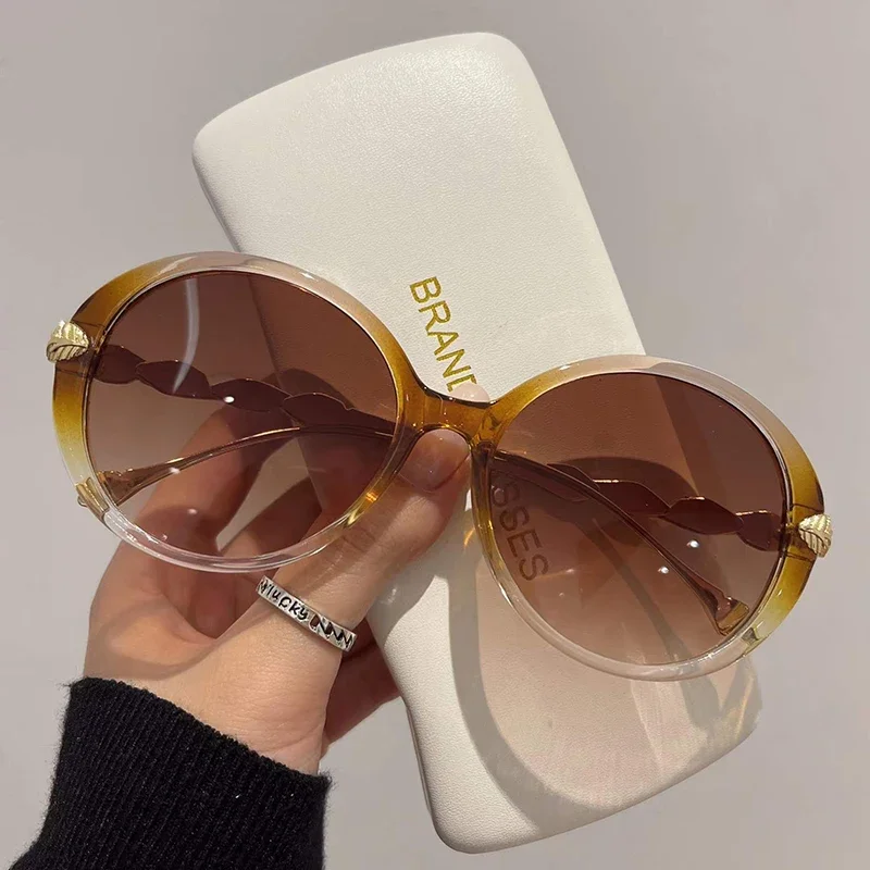 

New Vintage Round Frame Sunglasses Gradient Colorful Trendy Fashion Women Female Eyewear Brand Designer Shades for Ladie Outdoor