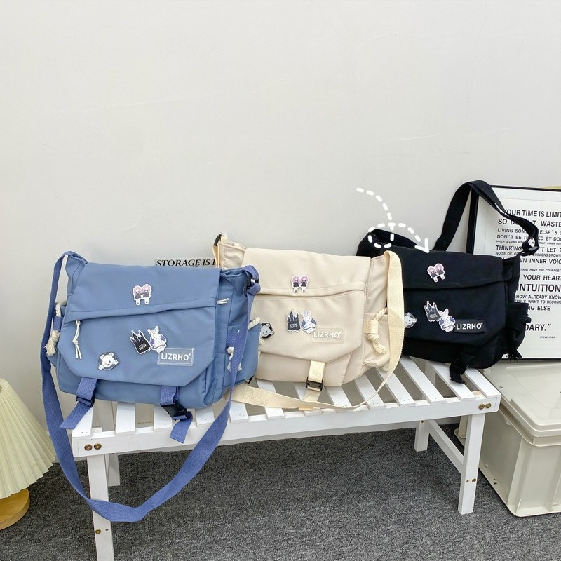 Retro workwear mailman bag, male and female student badges crossbody bag, large capacity shoulder bag