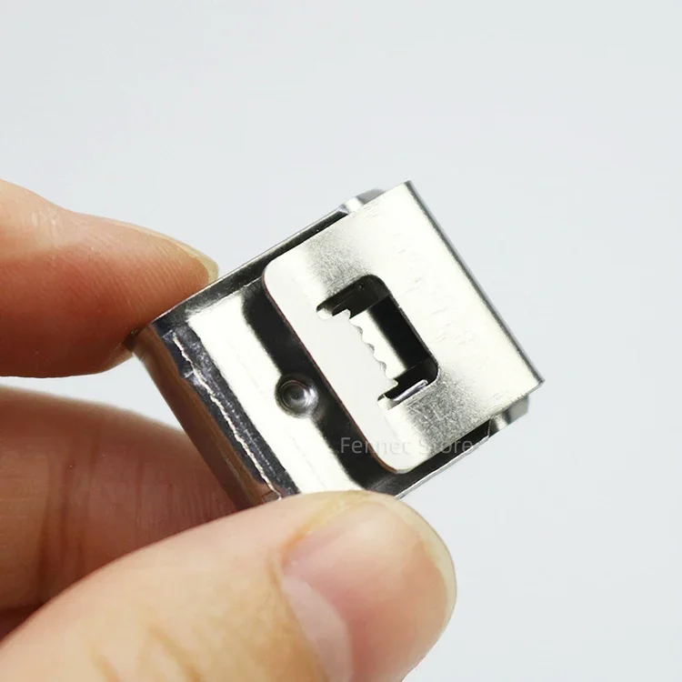 Braçadeiras de cabo, Clips Double-Wire para PV