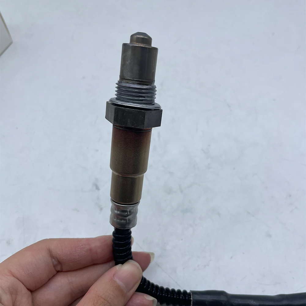 High Quality O2 Oxygen Lambda Sensor For RENAULT Laguna Megane Scenic Hatchback Saloon Estate 0258006295 7700107433 0258006046 4