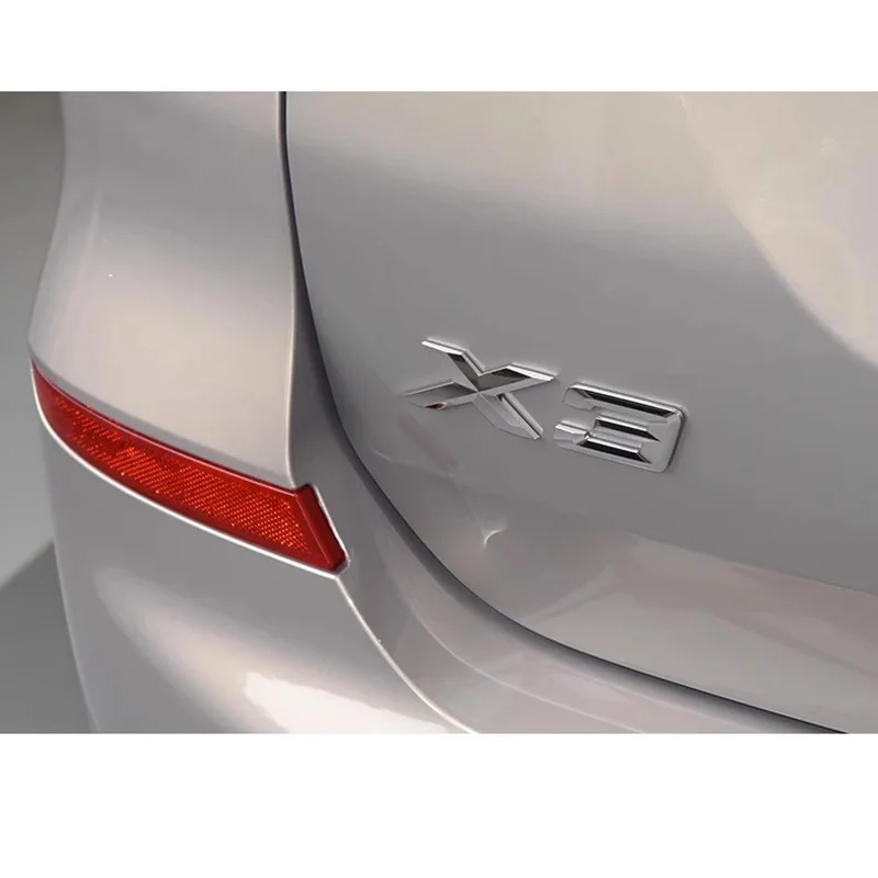 BMW X1 E84 F48 X3 E83 G01 F25 X4 F26 G02 X5 E53 F15 E70 X6 E71 F16 엠블럼 로고 레터링용 3D 자동차 글자 트렁크 배지 스티커